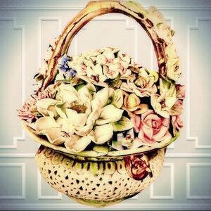 Floral Capodimonte Basket with Gold Accents